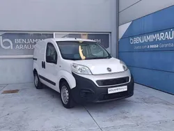 Branco Usado 2021 Fiat Fiorino Monovolume | € 16.000 (Caro)