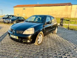 Preto Usado 2008 Renault Clio II Citadino | € 3.000 (Super Preço)