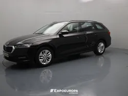 Preto Usado 2023 Skoda Octavia Carrinha | € 24.990 (Preço justo)
