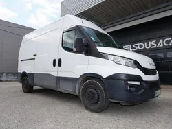 Branco Usado 2017 Iveco Daily | € 15.000