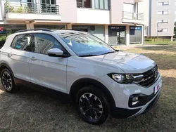Cinzento Usado 2023 VW T-Cross SUV | € 19.490 (Preço justo)