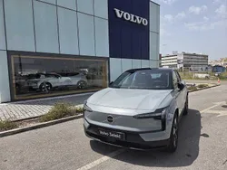 Cinzento Usado 2025 Volvo EX30 SUV | € 38.990 (Bom preço)