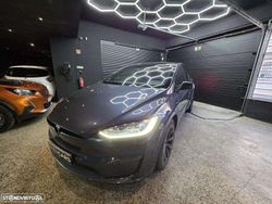 Cinzento Usado 2023 Tesla Model X SUV | € 93.600