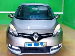 Outra Usado 2013 Renault Scénic III Monovolume | € 3.980