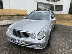 Usado 2003 Mercedes E220 Sedan | € 5.990 (Bom preço)