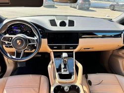 Usado 2019 Porsche Cayenne SUV | € 73.200 (Super Preço)