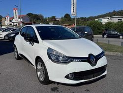 Branco Usado 2017 Renault Clio IV Dynamique | € 10.380 (Preço justo)