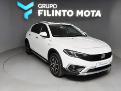 Branco Usado 2024 Fiat Tipo Cross Sedan | € 18.490 (Preço justo)