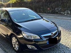 Usado 2012 Opel Astra Sedan | € 5.750 (Bom preço)