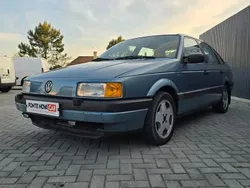 Azul Usado 1991 VW Passat GT Sedan | € 3.750