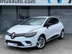 Branco Usado 2018 Renault Clio IV LIMITED Sedan | € 12.990 (Preço elevado)