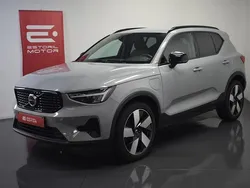 Cinza Usado 2023 Volvo XC40 Plus SUV | € 36.950 (Preço justo)