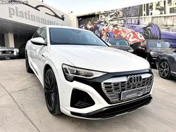Branco Usado 2024 Audi Q8 e-tron S-Line SUV | € 59.950 (Preço justo)