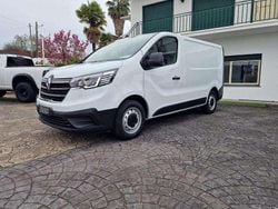 Branco Usado 2023 Renault Trafic Monovolume | € 26.000 (Preço justo)