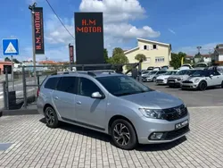 Cinza prata Usado 2019 Dacia Logan Comfort Sedan | € 12.900