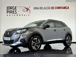 Cinza Usado 2022 Peugeot 2008 Allure SUV | € 21.990 (Preço justo)
