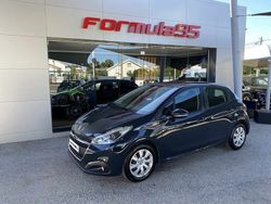 Cinzento Usado 2019 Peugeot 208 Active Citadino | € 12.900 (Preço justo)