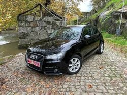 Preto (metalizado) Usado 2010 Audi A1 Attraction Citadino | € 9.990 (Preço elevado)