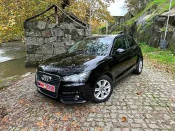 Preto (metalizado) Usado 2010 Audi A1 Attraction Citadino | € 9.990 (Preço justo)