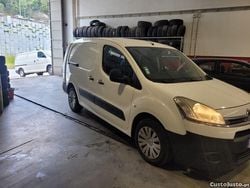 Branco Usado 2012 Citroën Berlingo Monovolume | € 7.500