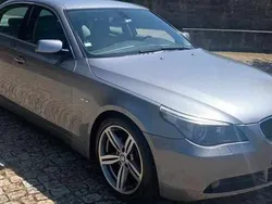 Cinzento Usado 2003 BMW 530 Sedan | € 10.500 (Preço justo)