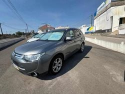 Cinzento Usado 2015 Mitsubishi Outlander Intense SUV | € 16.900 (Preço justo)