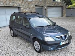 Azul Usado 2009 Dacia Logan Carrinha | € 4.500