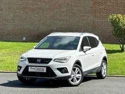 Branco Usado 2018 Seat Arona SUV | € 14.250 (Bom preço)