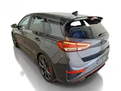 Cinza escuro Usado 2022 Hyundai i30 Sedan | € 38.990 (Preço elevado)