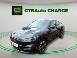 Preto Usado 2023 Ford Mustang Mach-E SUV | € 38.999 (Bom preço)
