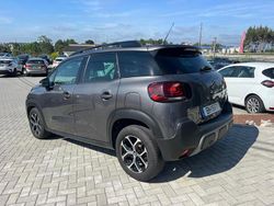 Cinza Usado 2024 Citroën C3 PureTech Citadino | € 17.900 (Preço elevado)