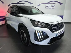 Branco Usado 2024 Peugeot 2008 Allure SUV | € 23.490 (Preço justo)