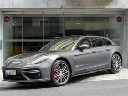 Cinzento Usado 2018 Porsche Panamera Sport Turismo Sedan | € 95.000