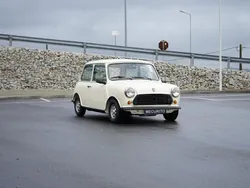 Branco Usado 1984 Mini 1000 Citadino | € 9.750
