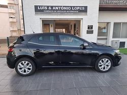 Preto Usado 2019 Renault Mégane IV LIMITED Citadino | € 16.500 (Preço justo)