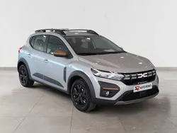 Cinzento Usado 2024 Dacia Sandero Extreme Citadino | € 17.400 (Preço justo)