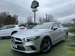 Cinza Usado 2020 Mercedes A200 Style Sedan | € 28.750 (Preço justo)