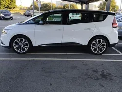 Usado 2018 Renault Grand Scénic IV Monovolume | € 10.500 (Preço justo)