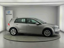 Cinzento Usado 2016 VW Golf VII | € 15.490 (Bom preço)