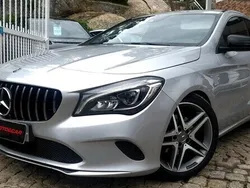 Cinza Usado 2017 Mercedes CLA180 Sedan | € 18.900 (Bom preço)