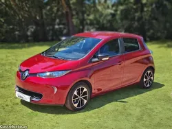 Vermelho Usado 2017 Renault Zoe Intens Citadino | € 10.900 (Preço justo)