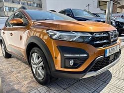 Laranja Usado 2022 Dacia Sandero Essentiel Citadino | € 13.950 (Bom preço)