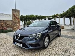 Cinzento Usado 2019 Renault Mégane IV LIMITED | € 17.900 (Preço justo)