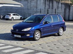 Usado 2003 Peugeot 206 CC Cabrios | € 2.000