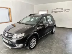 Preto Usado 2014 Dacia Sandero Stepway Citadino | € 8.250 (Preço justo)