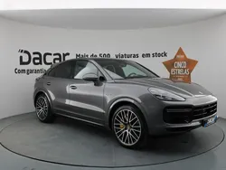 Cinzento Usado 2019 Porsche Cayenne Turbo S SUV | € 127.500