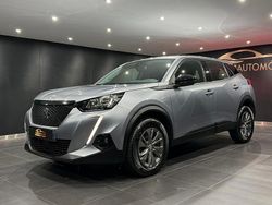 Cinza Usado 2022 Peugeot 2008 Active SUV | € 17.900 (Preço justo)
