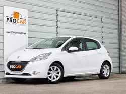 Branco Usado 2014 Peugeot 208 Active Citadino | € 8.900 (Bom preço)