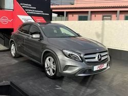 Cinzento Usado 2015 Mercedes GLA180 Urban SUV | € 23.990