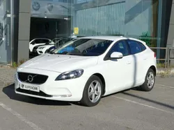 Branco Usado 2016 Volvo V40 Kinetic Carrinha | € 14.490 (Bom preço)